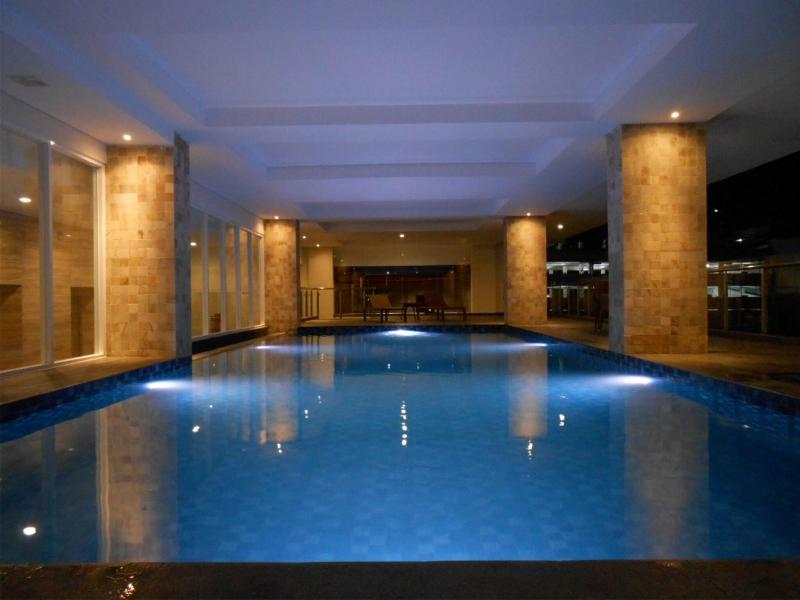 PrimeBiz Hotel Tegal - Havuz