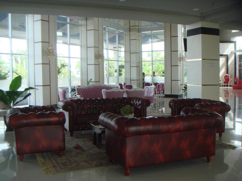 CK Tanjungpinang Hotel & Convention Centre - Lobi