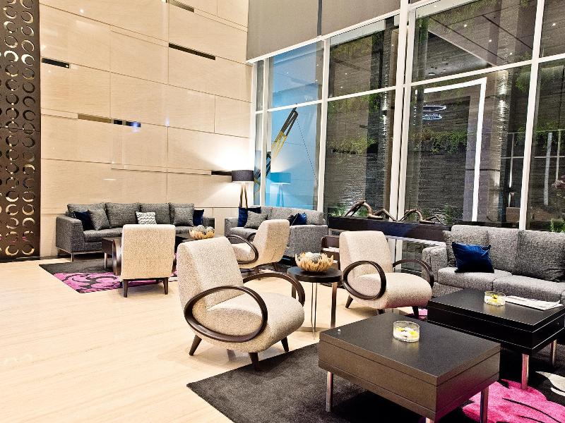 Melia Makassar - Lobi
