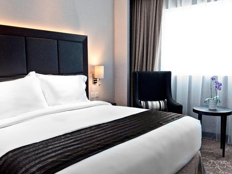 Melia Makassar - Genel