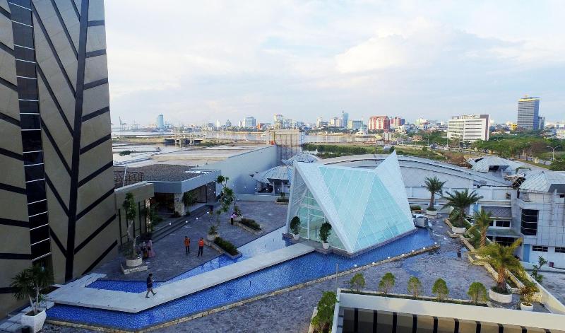 The Rinra Makassar - Genel