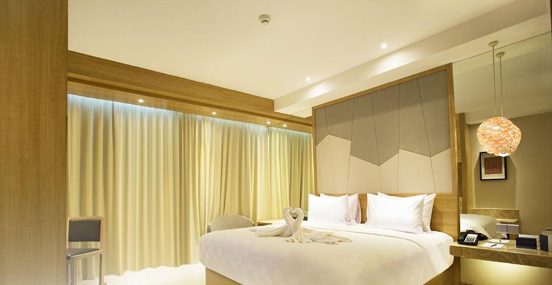 The Rinra Makassar - Oda