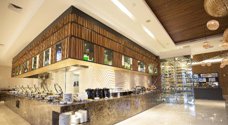 The Rinra Makassar - Restoran