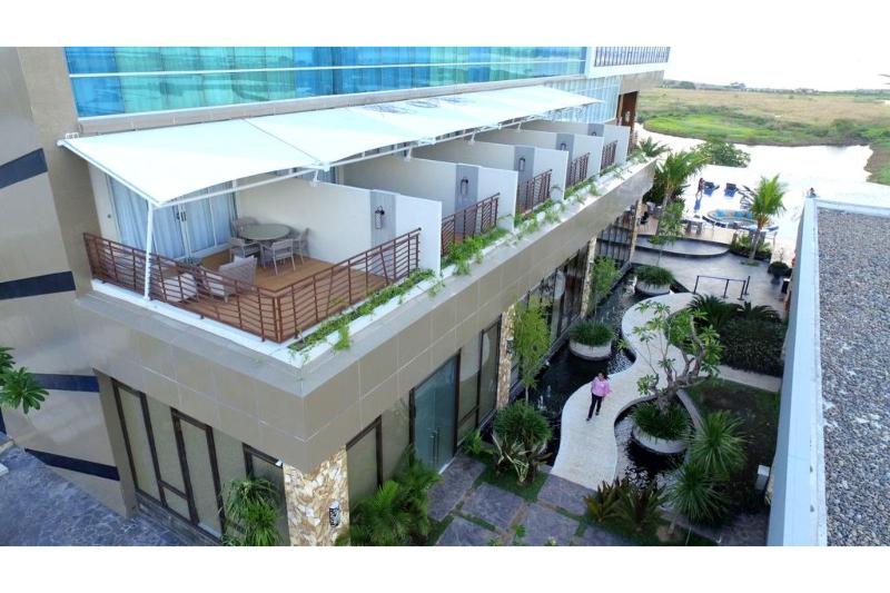 The Rinra Makassar - Teras