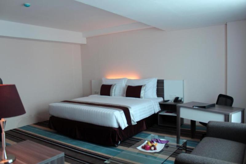 Swiss-Belhotel Makassar - Oda