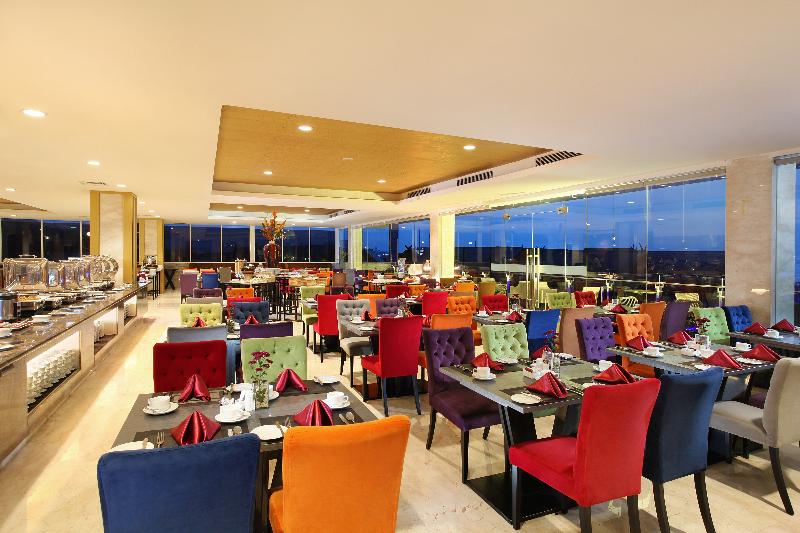 Swiss-Belhotel Makassar - Restoran