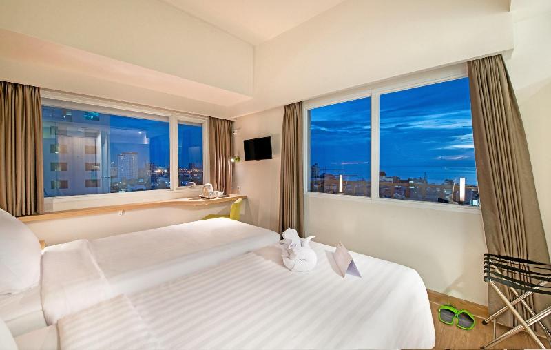 Whiz Prime Hasanudin Makassar - Oda