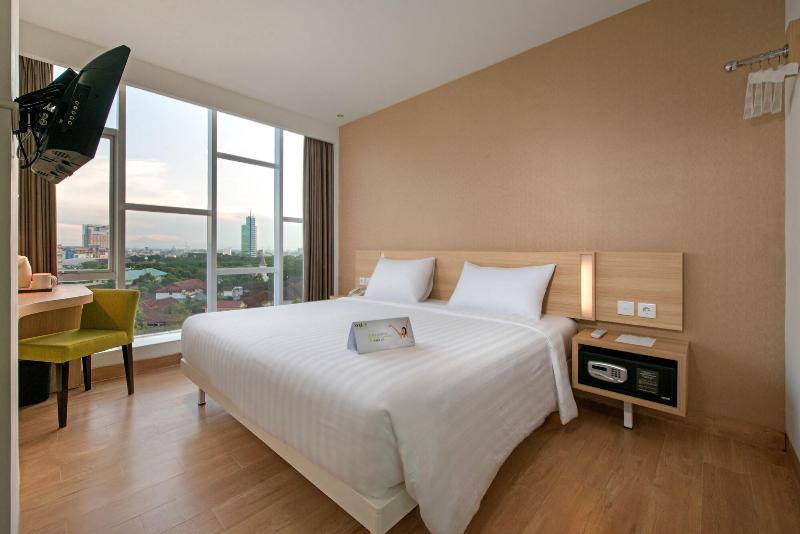 Whiz Prime Hasanudin Makassar - Oda