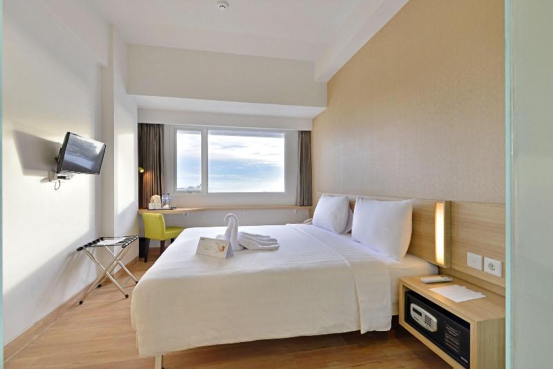 Whiz Prime Hasanudin Makassar - Oda