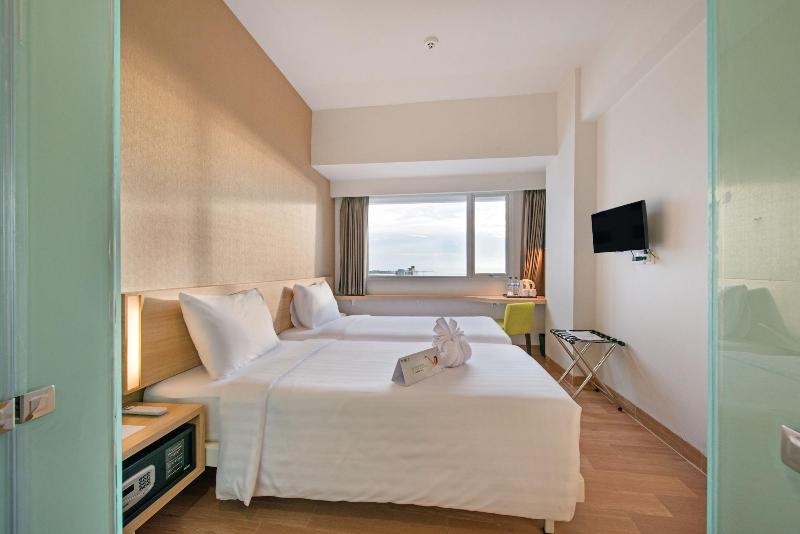 Whiz Prime Hasanudin Makassar - Oda