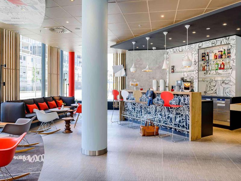Ibis Wien Hauptbahnhof - Bar