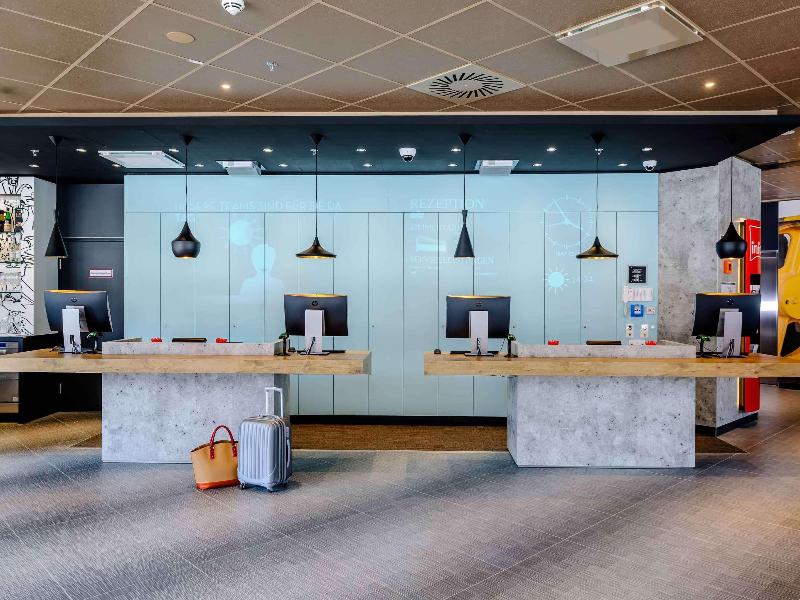 Ibis Wien Hauptbahnhof - Lobi