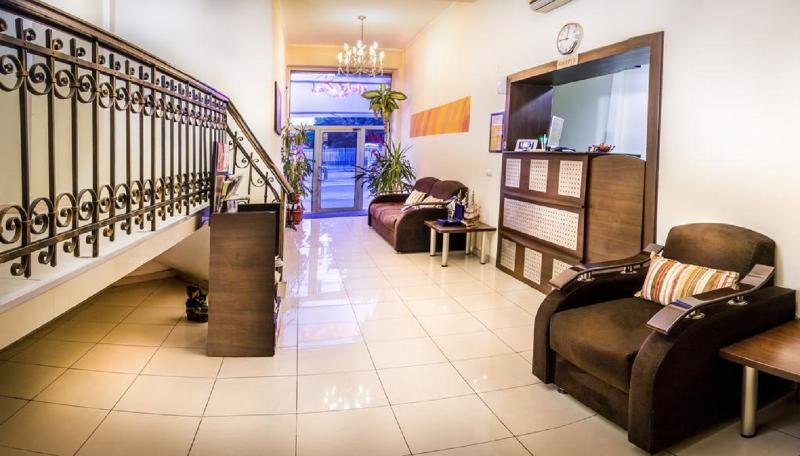 EOS Hotel - Lobi