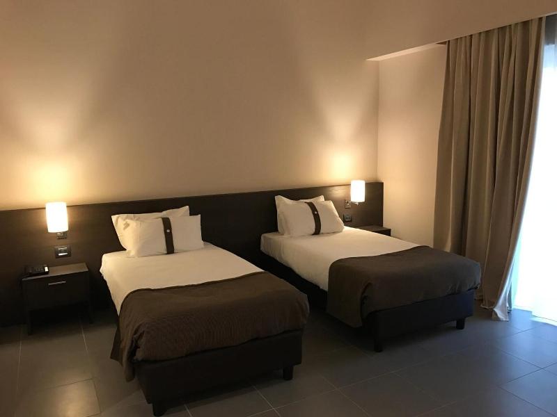 Inn Naples Airport - Oda