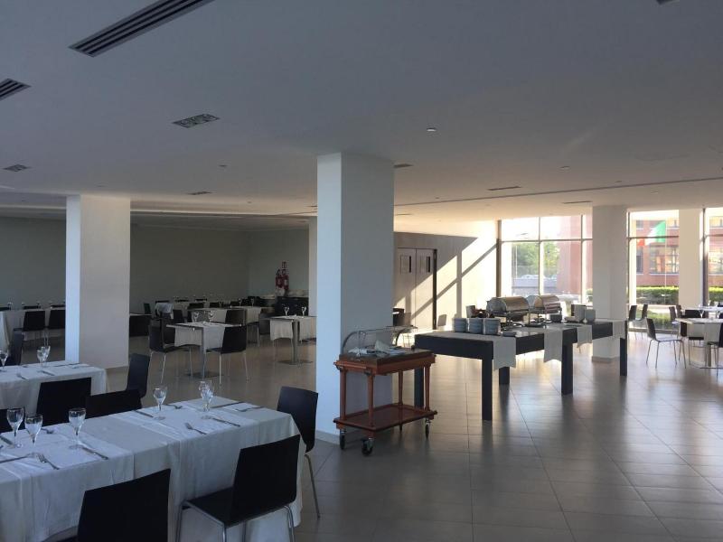 Inn Naples Airport - Restoran