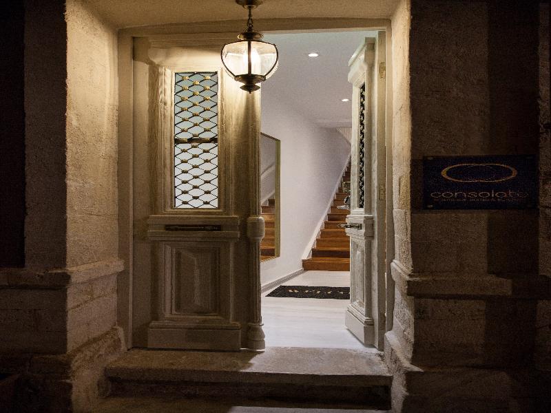 Consolato Boutique - Genel