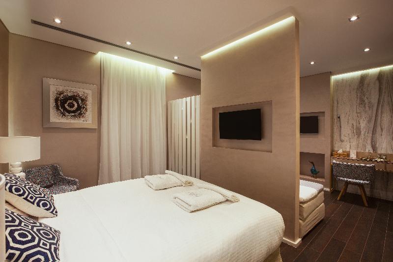 Consolato Boutique - Oda