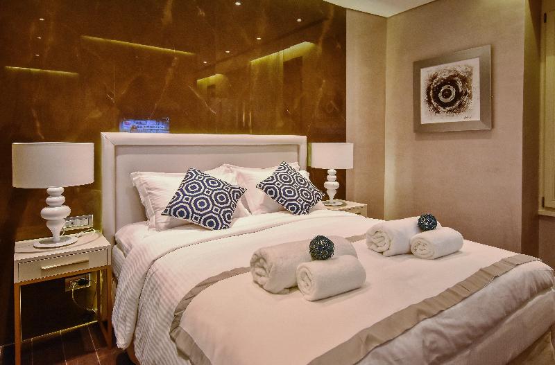 Consolato Boutique - Oda
