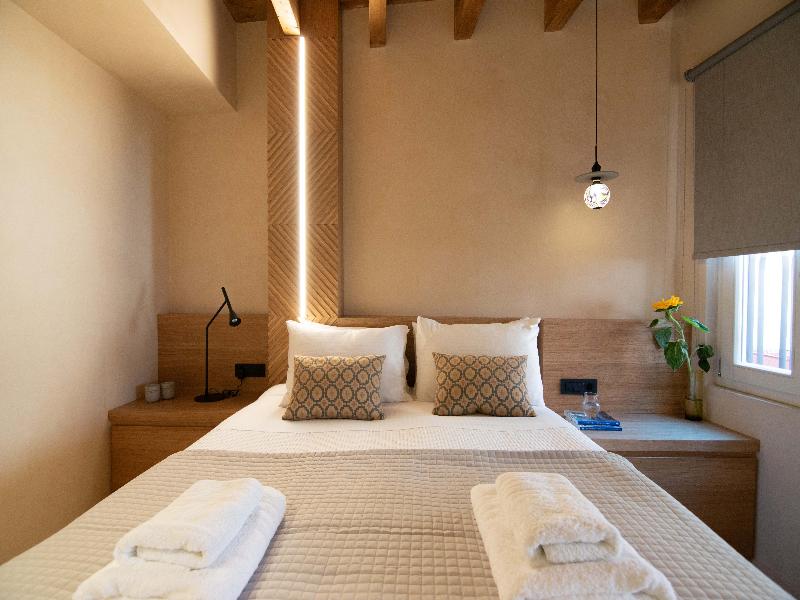 Consolato Boutique - Oda
