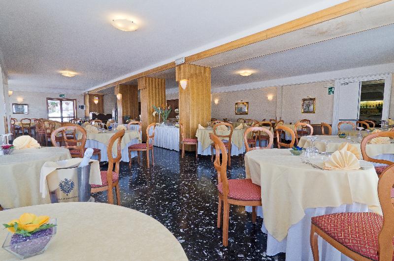 Hotel Ariston Montecarlo - Restoran
