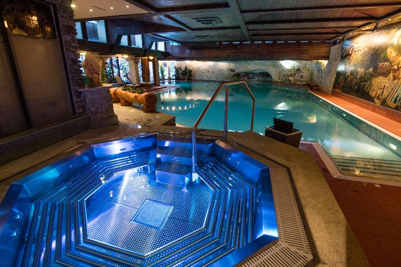Resort Hotel Alex - Havuz