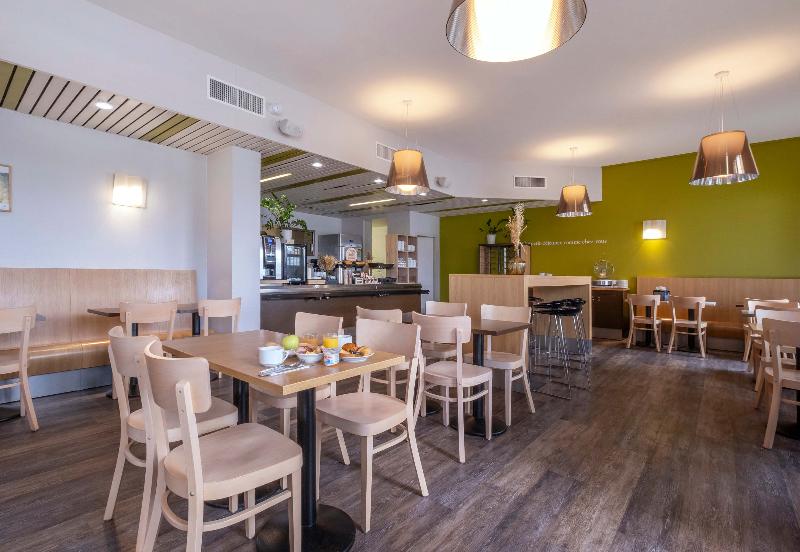B&B La Rochelle Centre - Restoran