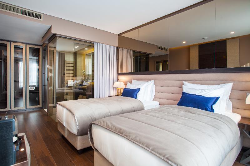 Saint Ten Hotel - Oda