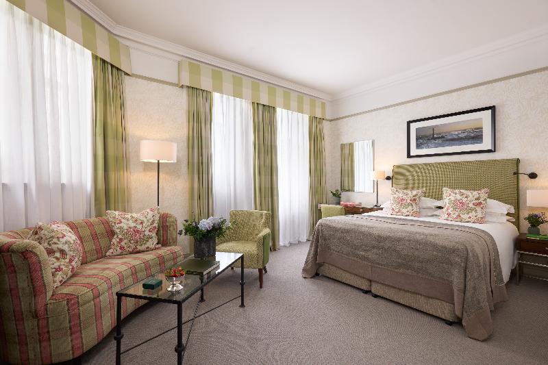 Balmoral Hotel - Oda