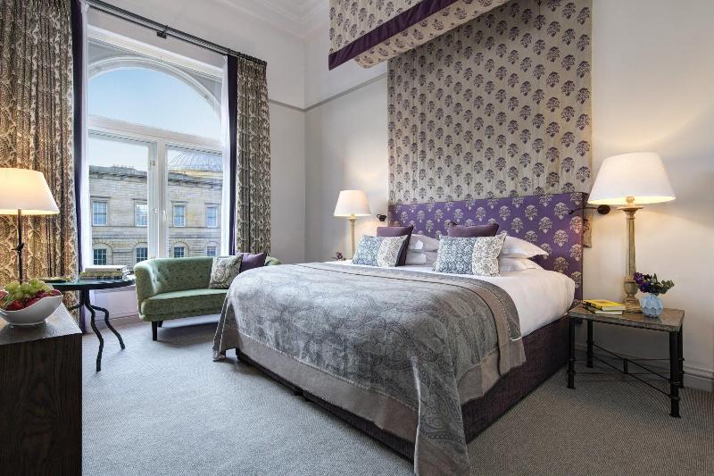Balmoral Hotel - Oda
