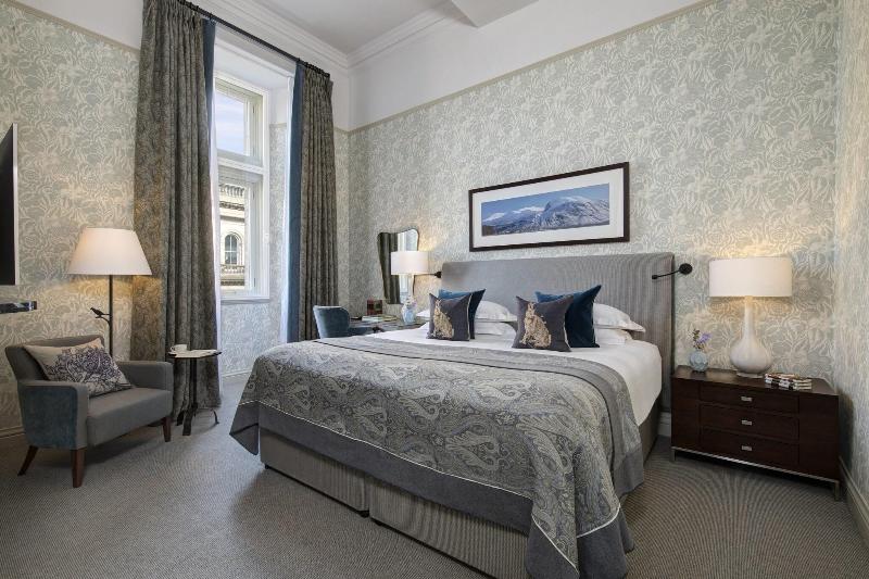 Balmoral Hotel - Oda