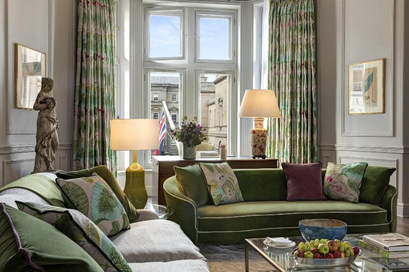 Balmoral Hotel - Oda