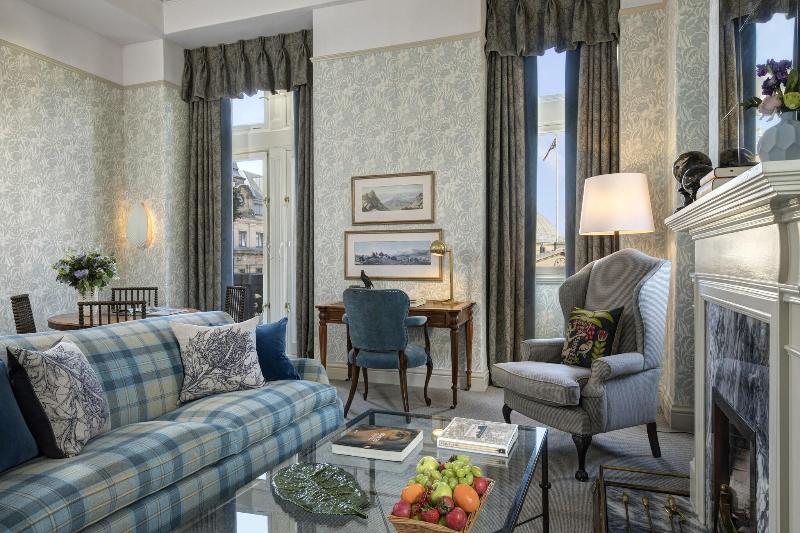 Balmoral Hotel - Oda