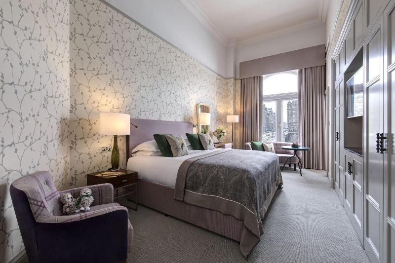Balmoral Hotel - Oda