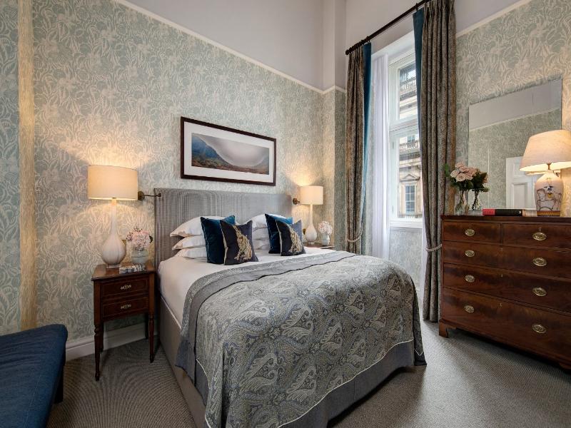 Balmoral Hotel - Oda