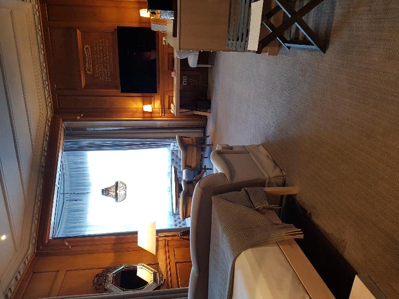 The Scotsman Hotel - Oda