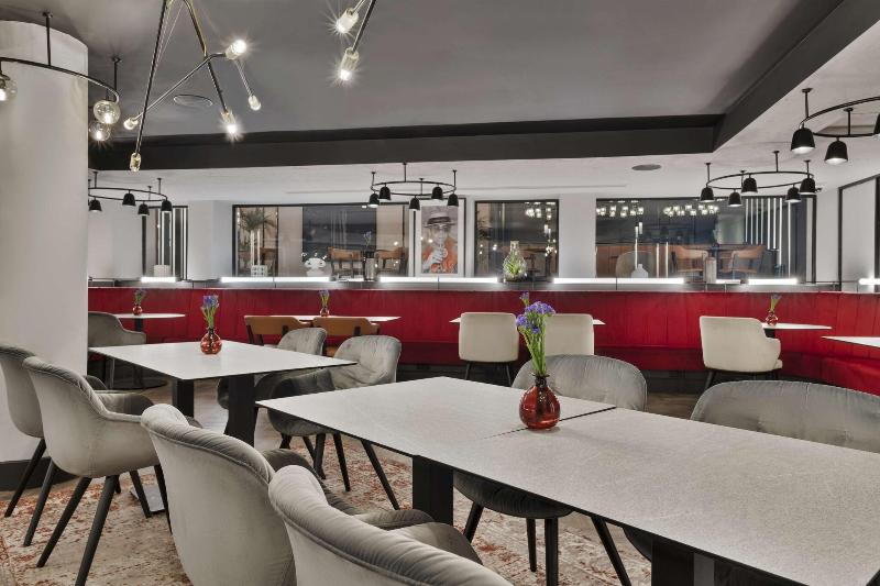 Radisson Hotel & Conference Centre London Heathrow - Bar
