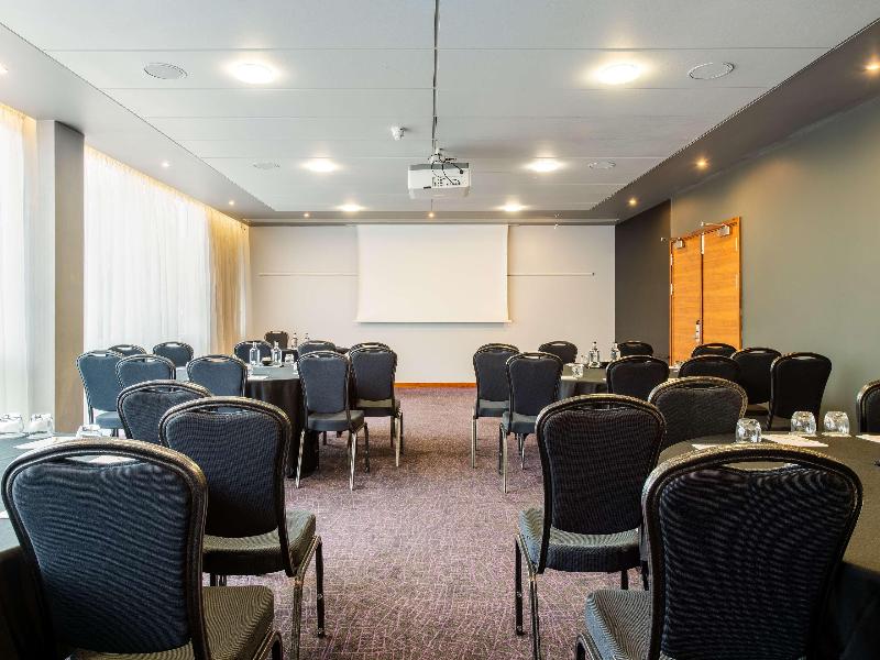 Radisson Hotel & Conference Centre London Heathrow - Toplantı