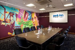 Radisson Hotel & Conference Centre London Heathrow fotoÄŸrafÄ±