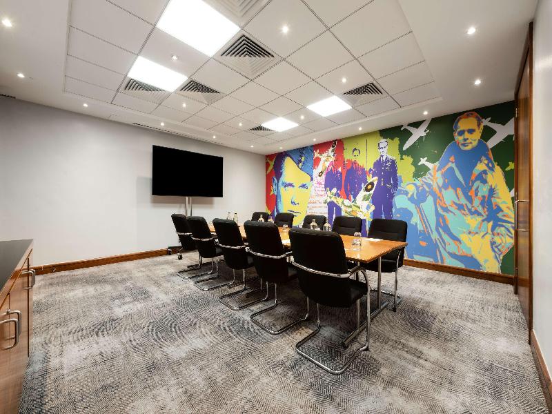 Radisson Hotel & Conference Centre London Heathrow - Toplantı