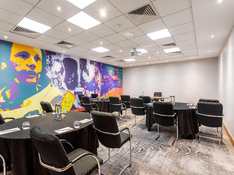Radisson Hotel & Conference Centre London Heathrow - Toplantı