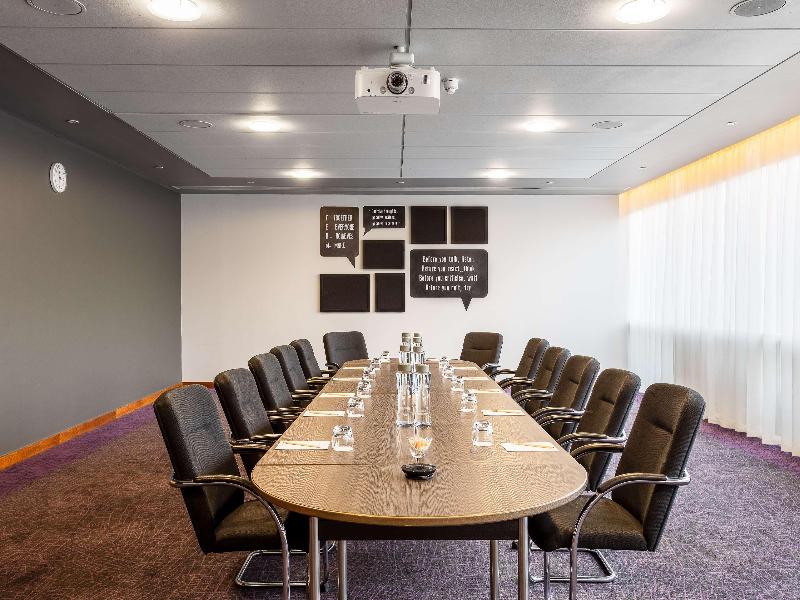 Radisson Hotel & Conference Centre London Heathrow - Toplantı