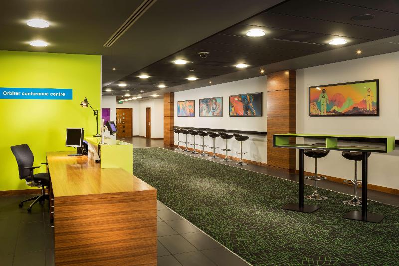Radisson Hotel & Conference Centre London Heathrow - Toplantı