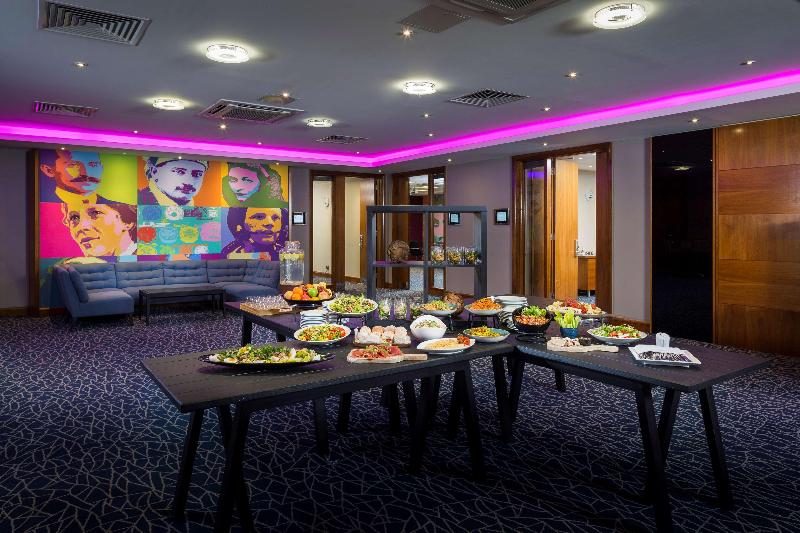 Radisson Hotel & Conference Centre London Heathrow - Toplantı