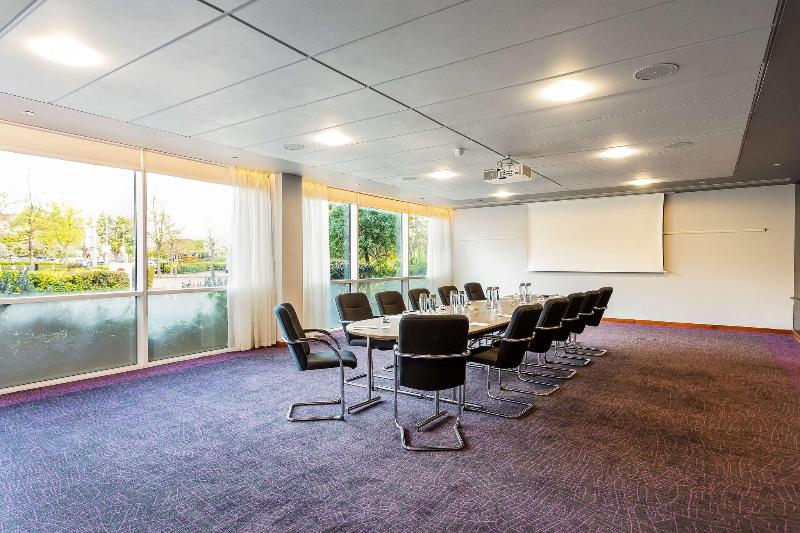 Radisson Hotel & Conference Centre London Heathrow - Toplantı