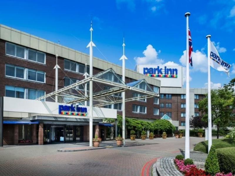 Radisson Hotel & Conference Centre London Heathrow - Genel
