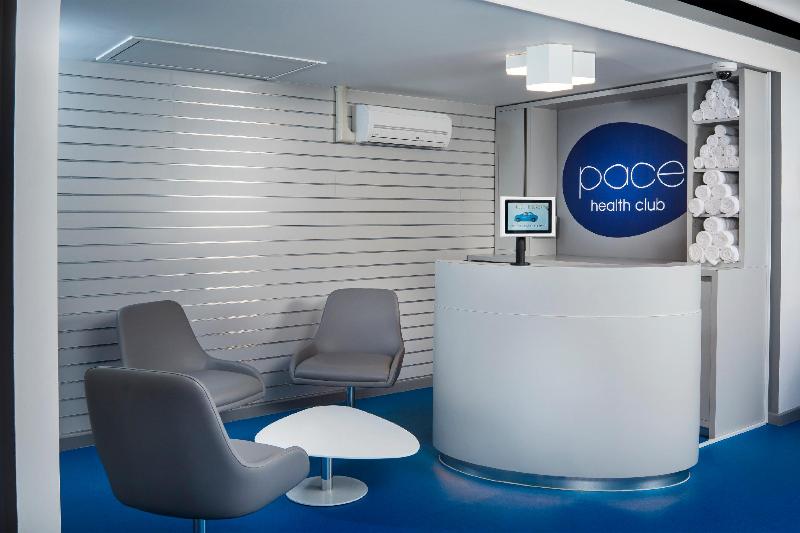 Radisson Hotel & Conference Centre London Heathrow - Genel