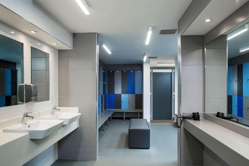 Radisson Hotel & Conference Centre London Heathrow - Havuz