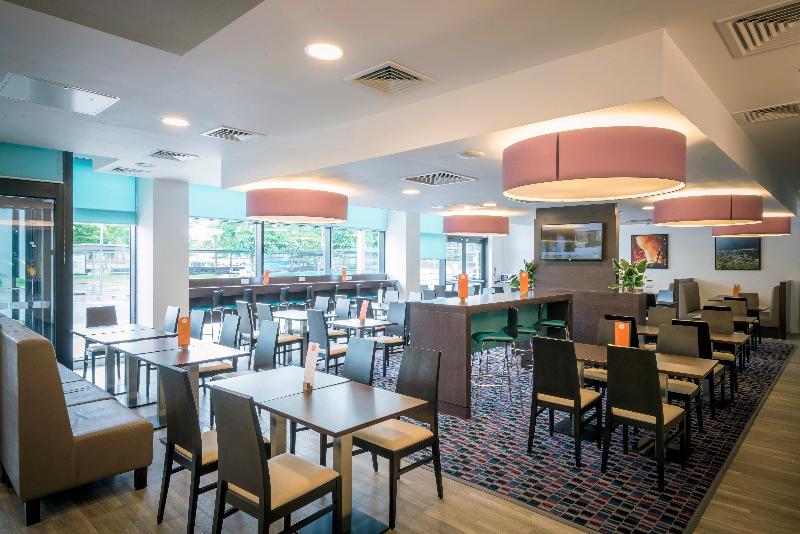 Holiday Inn Express Middlesbrough Centre Square - Bar