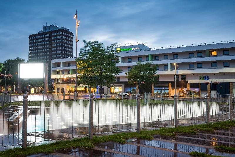 Holiday Inn Express Middlesbrough Centre Square - Genel