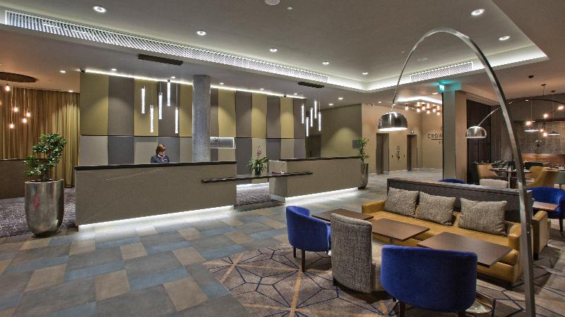 Crowne Plaza Aberdeen Airport - Lobi